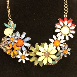 Statement necklace